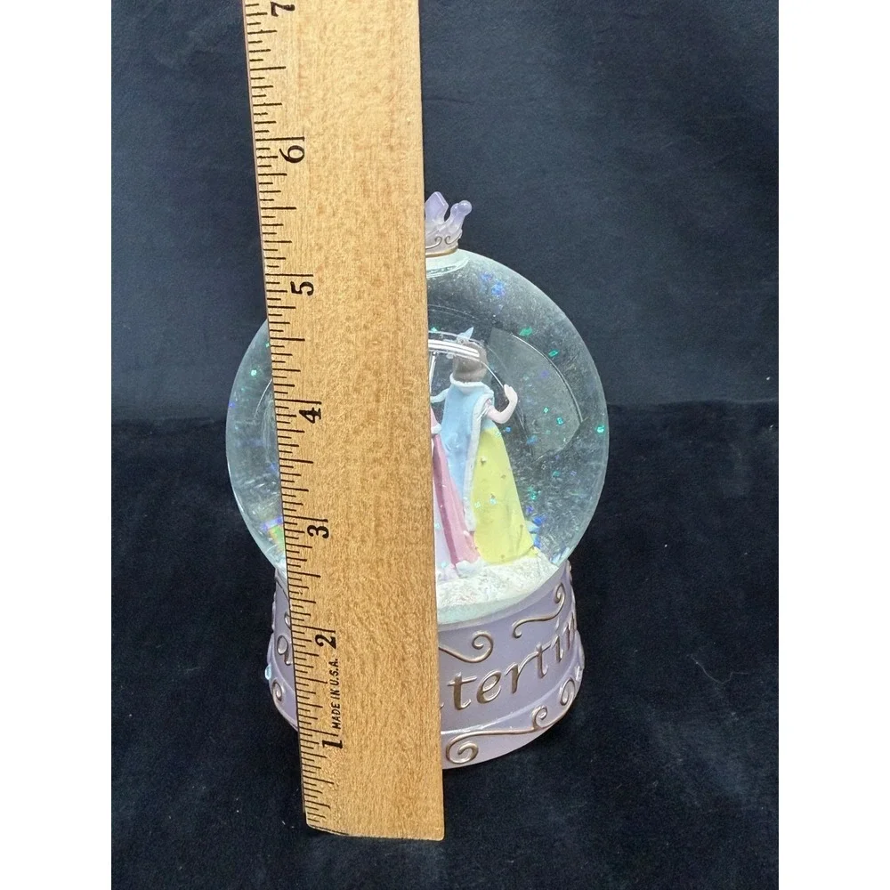 Disney Princess Snow Globe Cinderella Belle & Snow White Once Upon a Wintertime